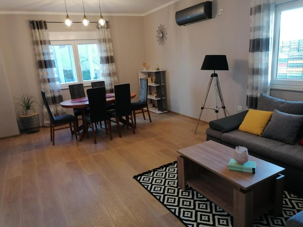 Apartman Nina Kali Exterior photo